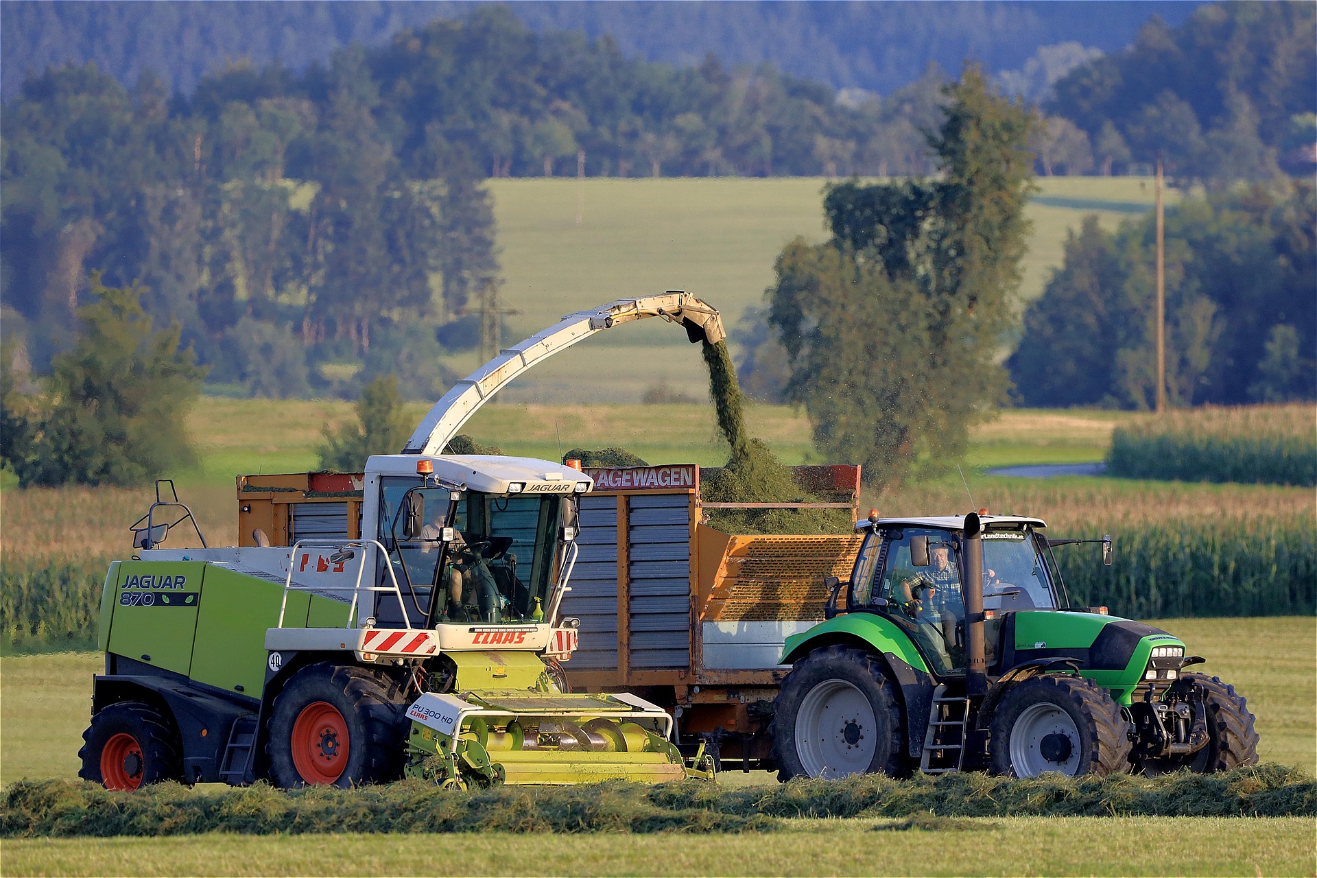 Providing high-quality oil seals for all agricultural machinery
